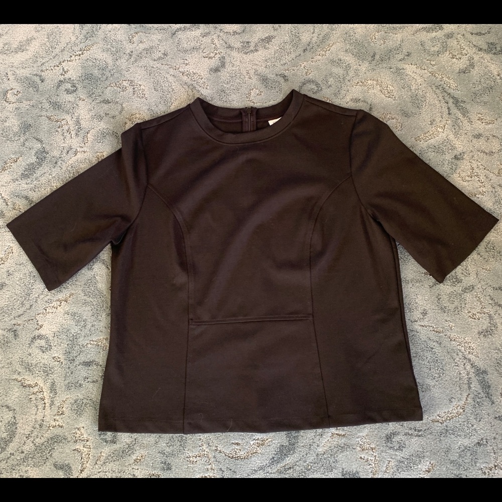 Prologue Black Boxy short sleeved Women,s Top, size Large, excellent condition.